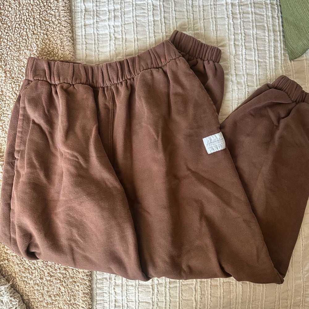 Hollister Brown Sweatpants